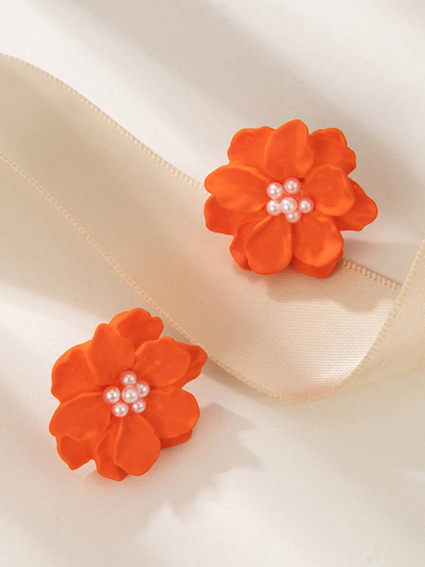 Earrings - Camellia three-dimensional white flower pearl