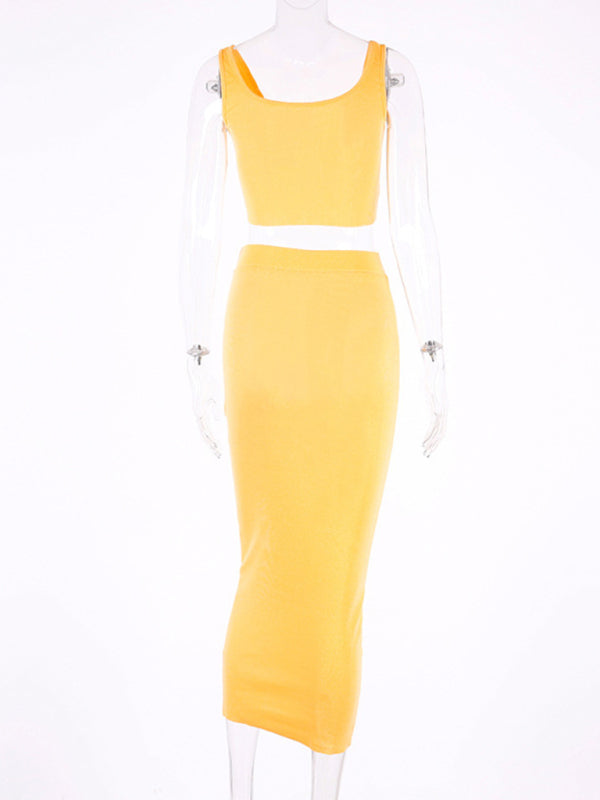 Solid Colour Crop Camisole With A Matching Slim Skirt Set
