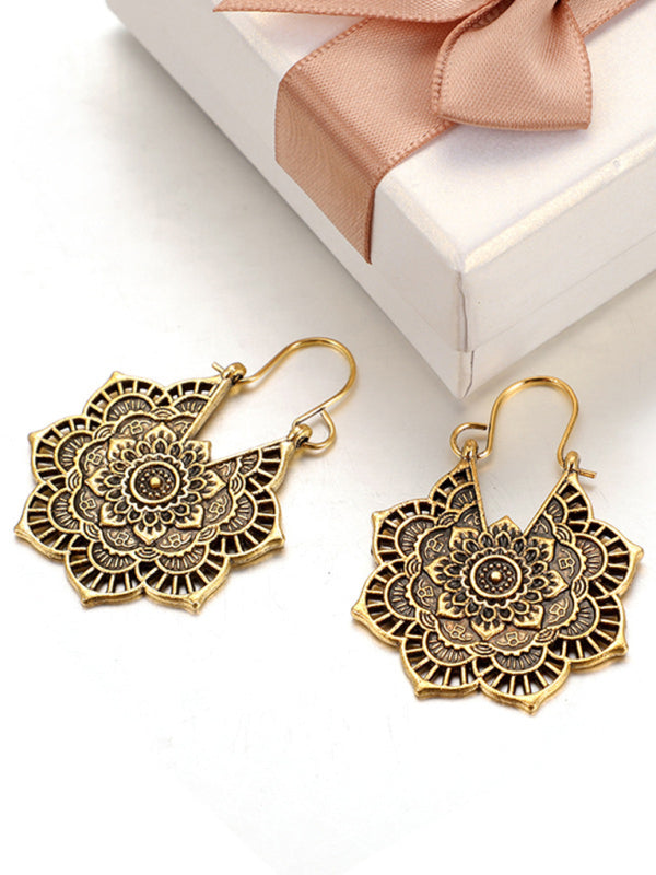 Earrings - Vintage Ethnic Metal Cutout Floral Flower